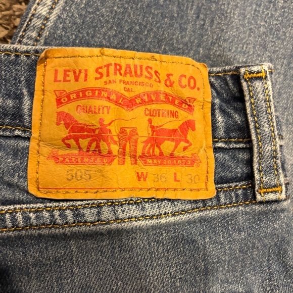 Men’s Levi's 565 Loose Straight Jeans - Picture 1 of 5